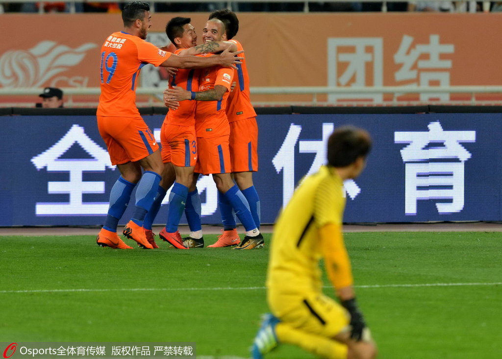 鲁能建业队激战收官,双方拼尽全力! 鲁能建业队激战收官,双方拼尽全力!