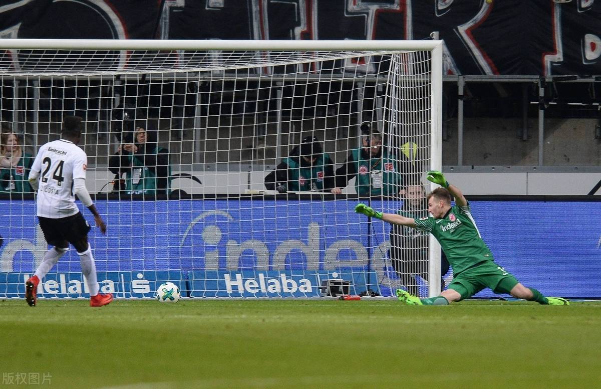 莱比锡红牛在主场击败对手，豪取重要三分的简单介绍