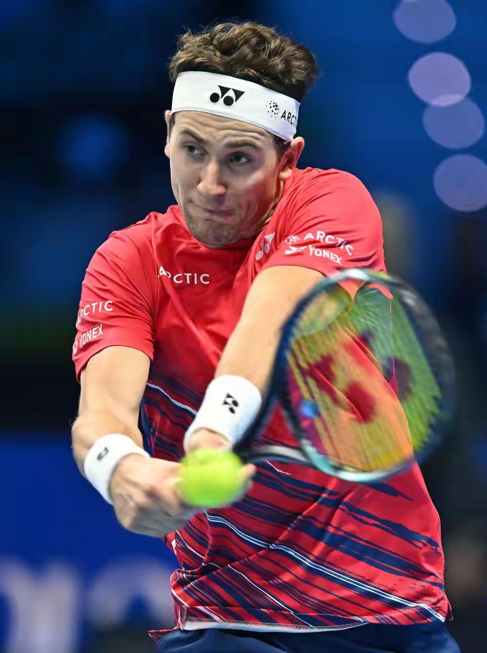 包含拉沃尔杯碾压ATP总决赛，兹维列夫惊艳四座的词条