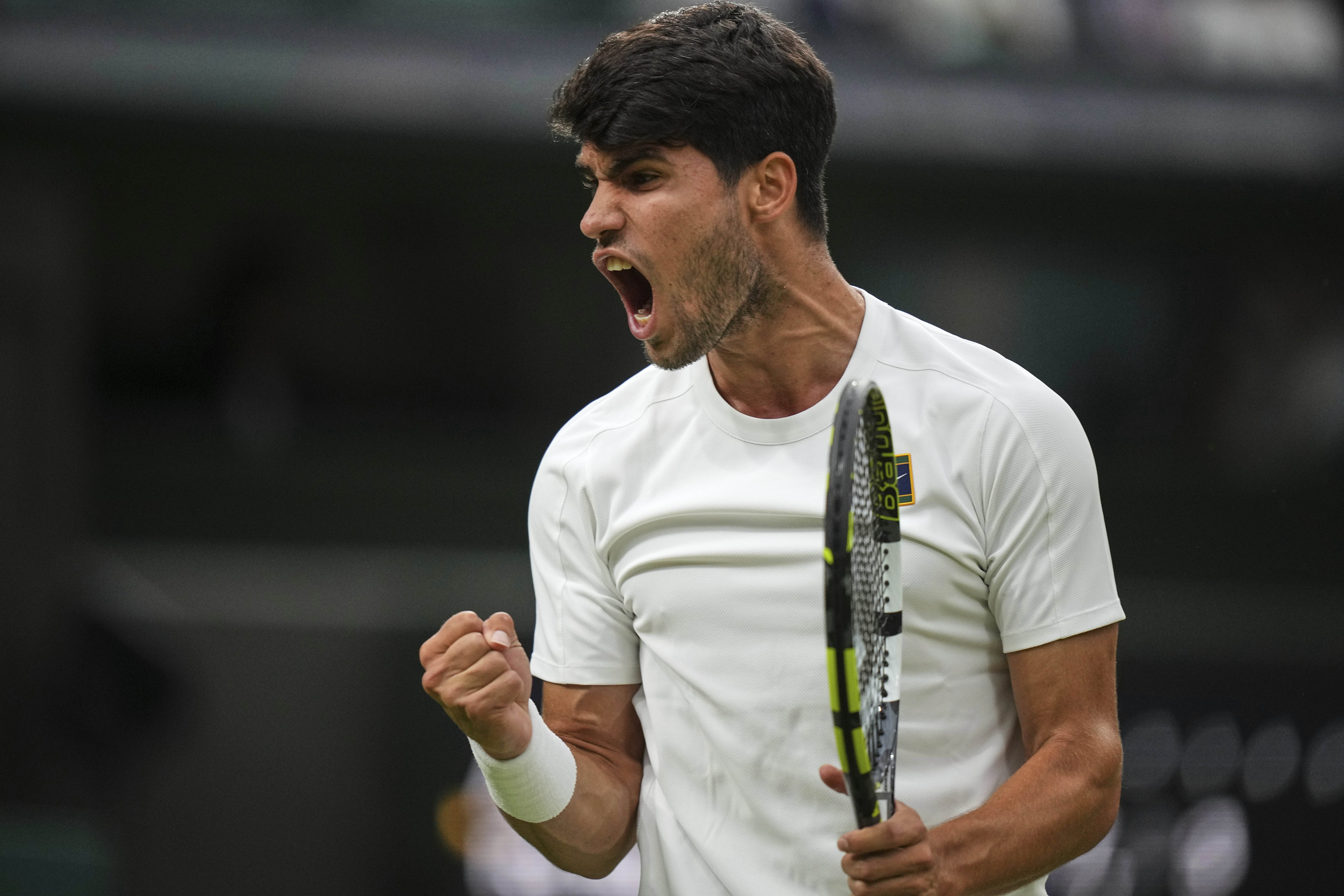 关于美国网球队力克日本网球队，阿尔卡拉斯爆发神勇的信息