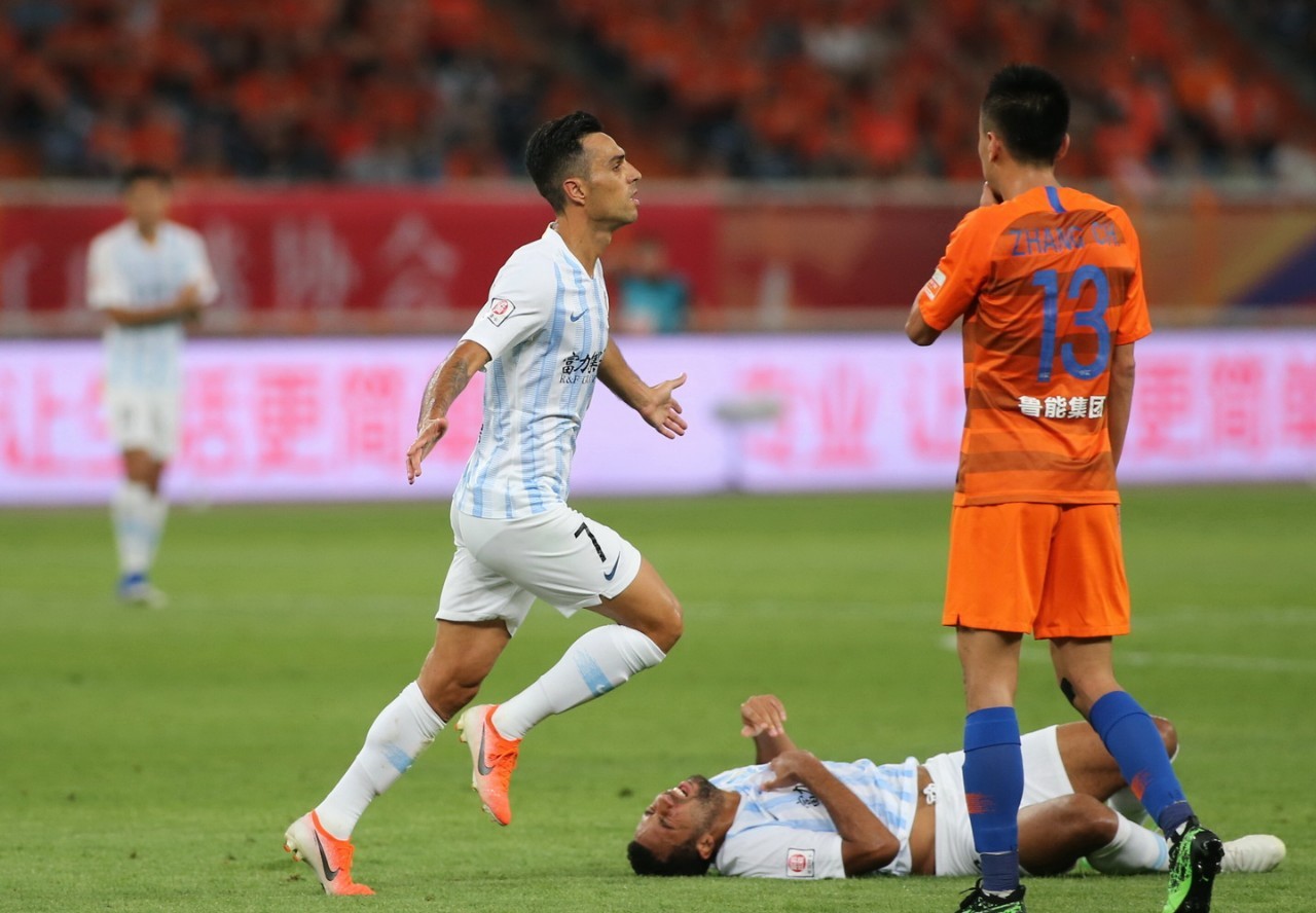 广州富力客场战胜大连一方，实现绝地反击的简单介绍