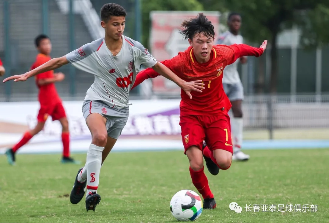 中国队逆转英格兰队，张继科带队取胜